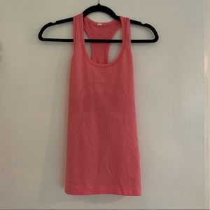 Lululemon pink tank top size 6